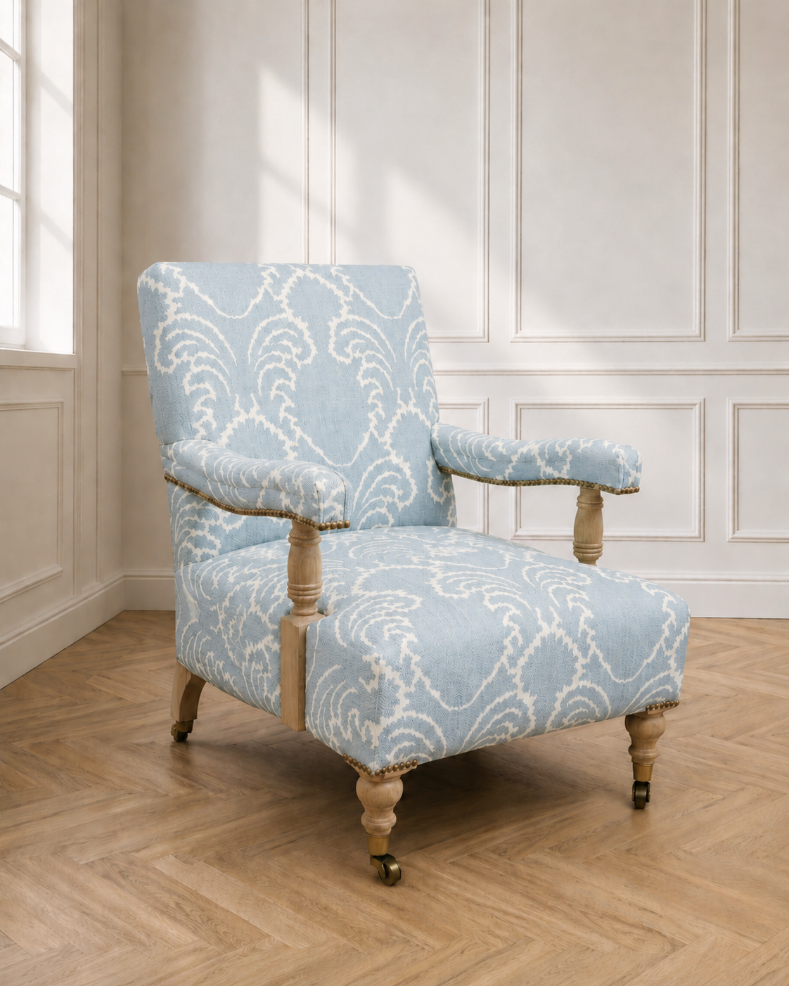 Hugo Armchair