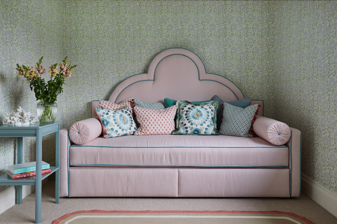 Laura Daybed