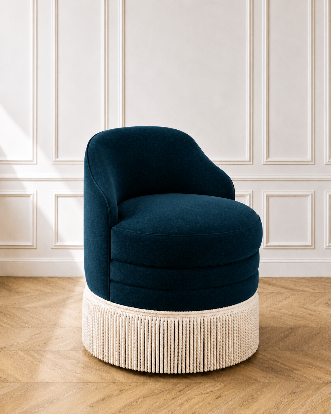 Leslie Stool