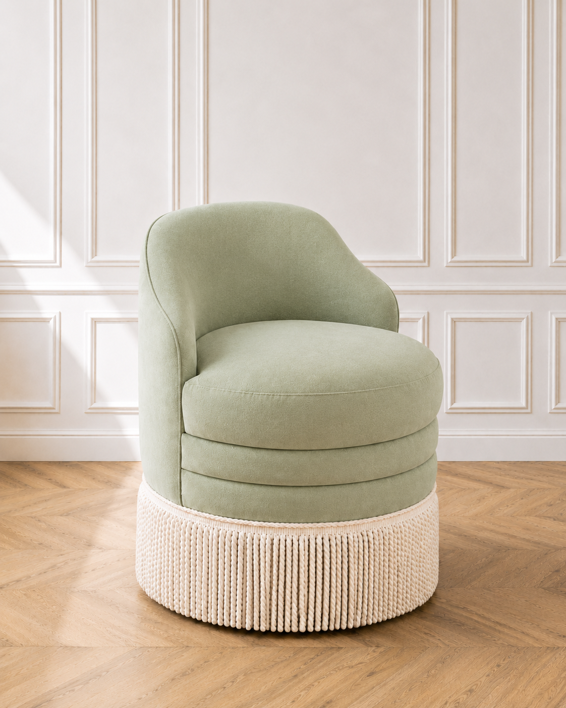 Leslie Stool