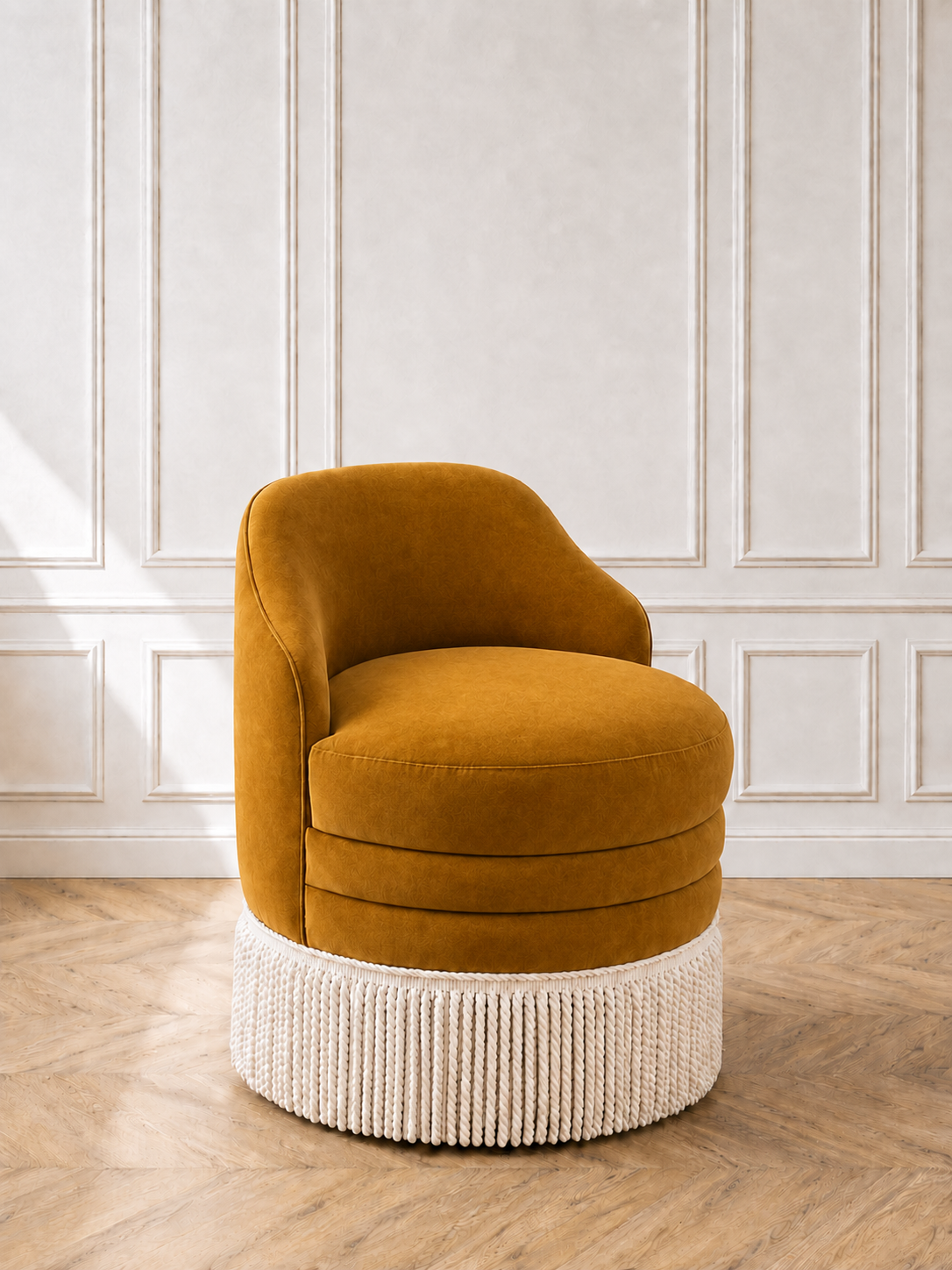 Leslie Stool