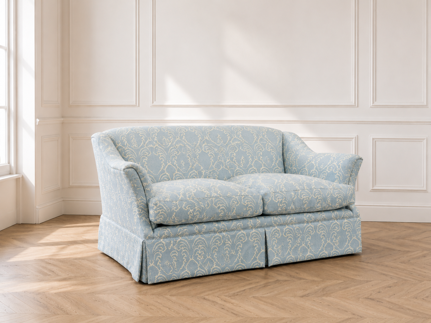 Ameila Sofa