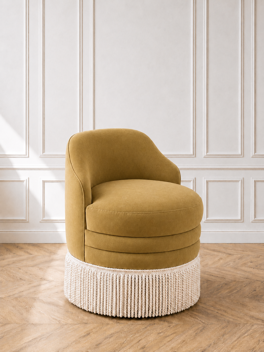 Leslie Stool