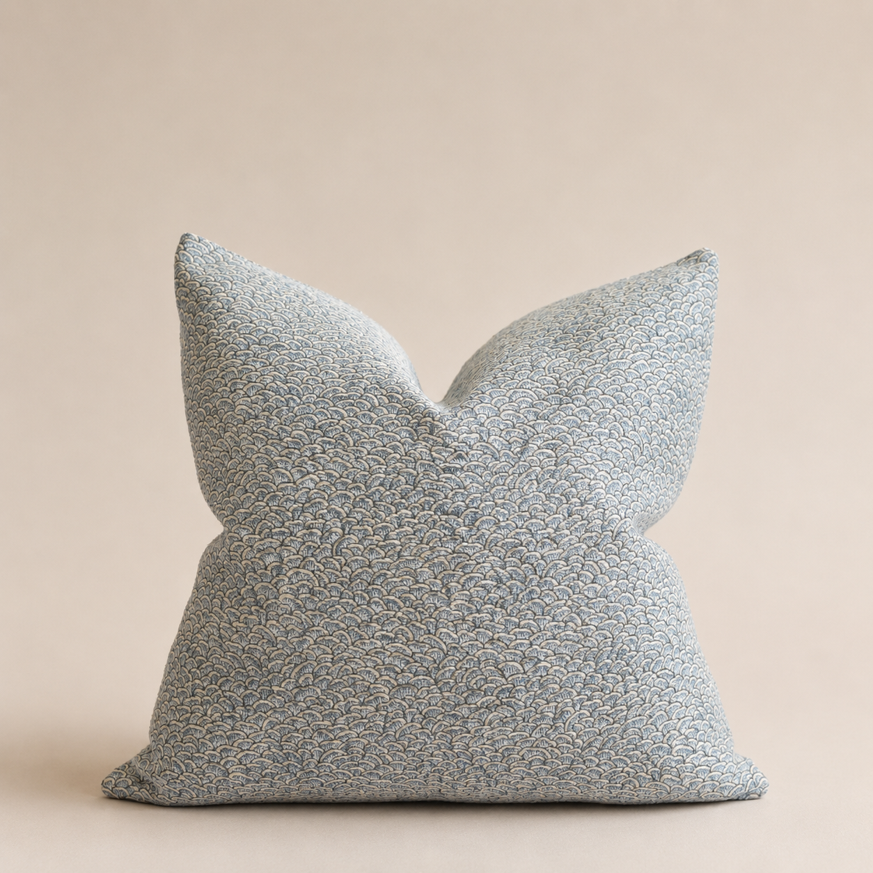 The Scallop Cushion